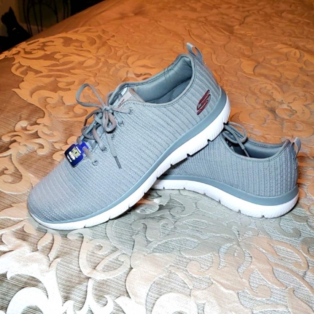 NWT Skechers wide fit memory foam gray shoes